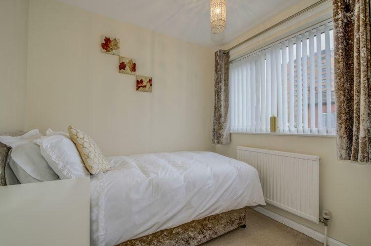 Newly Renovated Modern Home Manchester Esterno foto